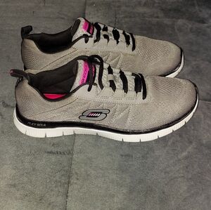 SKECHERS SKECH-KNIT WOMENS RUNNING A SNEAKERS FLEX SOLE MEMORY FOAM SIZE 8